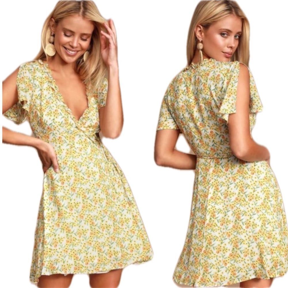 Lulus Floral Yellow Floral Wrap Dress Cottage-core Sun Dress Size Medium